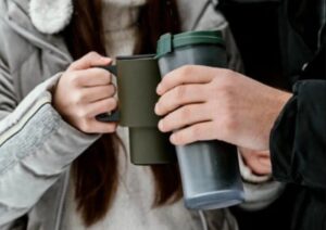 Travel Mug vs Tumbler: What’s the Difference?