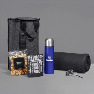 Yatta Charming Cuddle Hamper