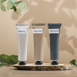 Serendipio Skincare Travel Set - Image 9