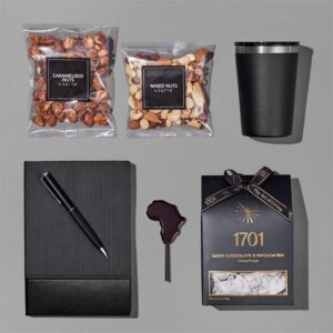 Yatta Elegant Ensemble Hamper - Image 3