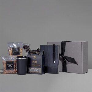 Yatta Elegant Ensemble Hamper - Image 5