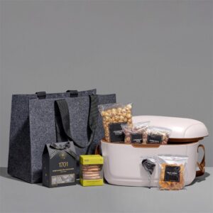 Yatta Elegant Escape Hamper - Image 5