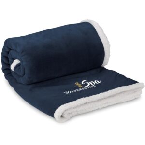 US Basic Mckinley Sherpa Fleece Blanket - Image 8