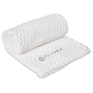 Serendipio Cozy Cloud Fleece Blanket - Image 5