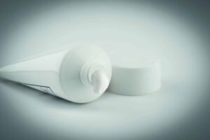 SUNCARE TUBE - Image 4