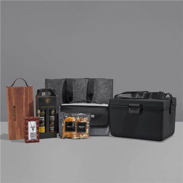 Yatta Trailside Treasure Hamper — Yatta Trailside Treasure Hamper