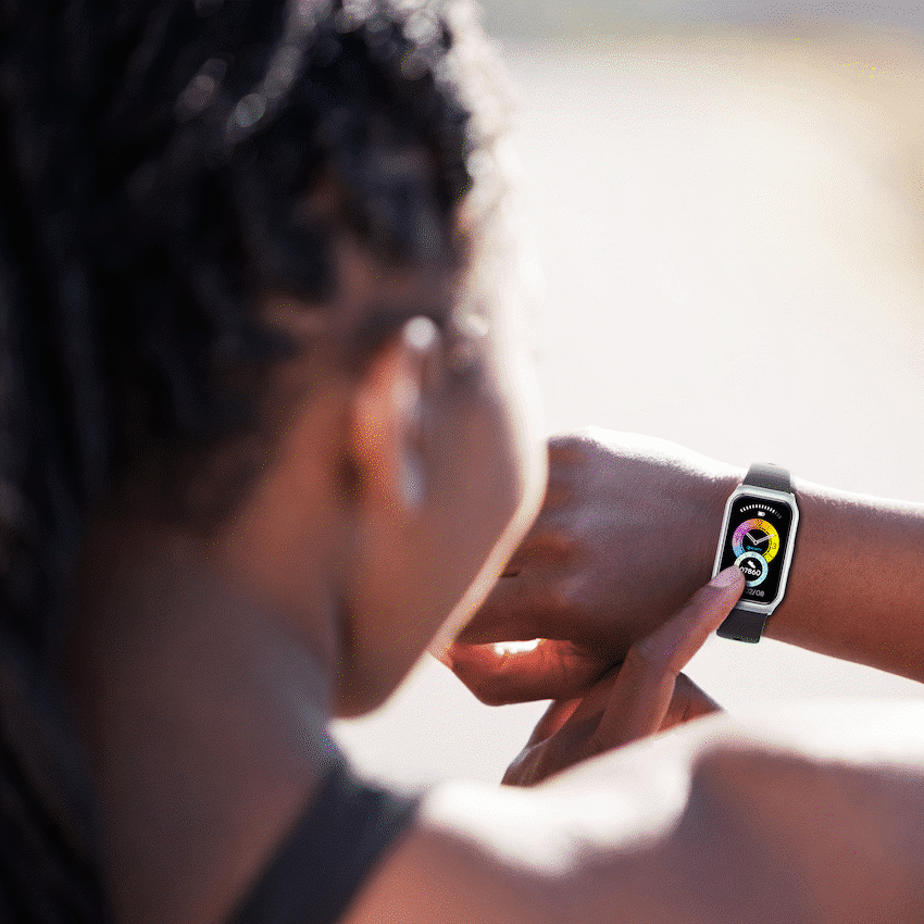 Amplify Lyra Series Smartwatch - Image 5