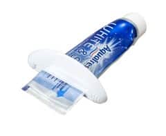Alternative view of Toothpaste Squeeze
