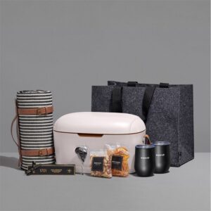 Alternative view of Yatta Sophisticated Soiree Hamper
