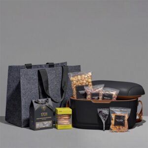 Alternative view of Yatta Elegant Escape Hamper